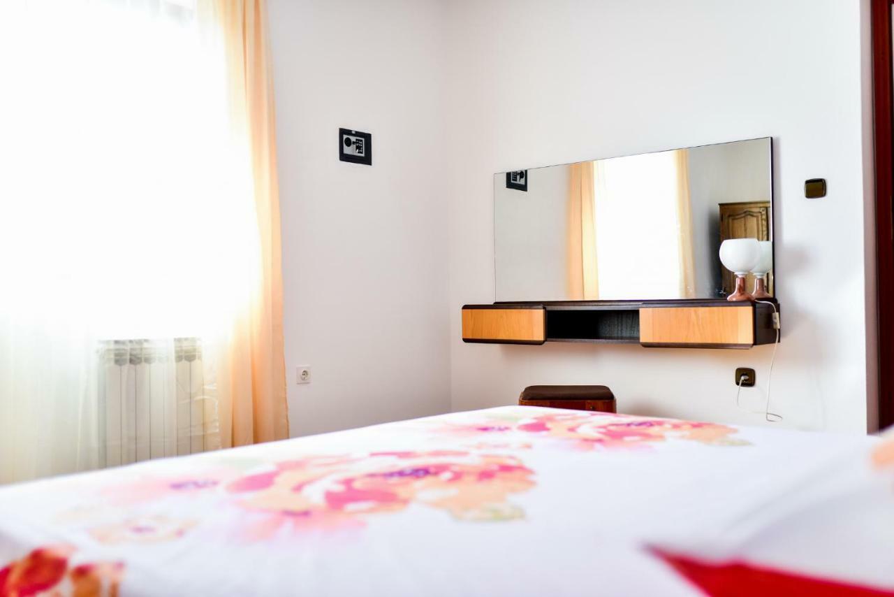 House & Apartment Palaca Donji Zemunik Exterior photo